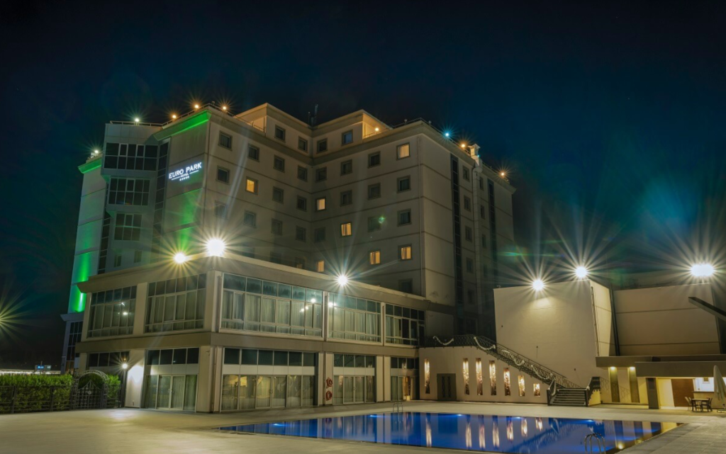 Euro Park Spacious Spa